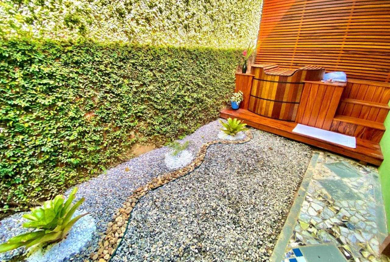 Velinn Pousada Gaia Gardens Araquari Exterior foto